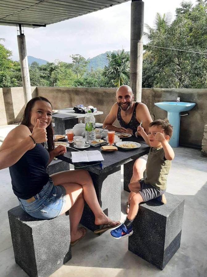 Sura Homestay 康提 外观 照片